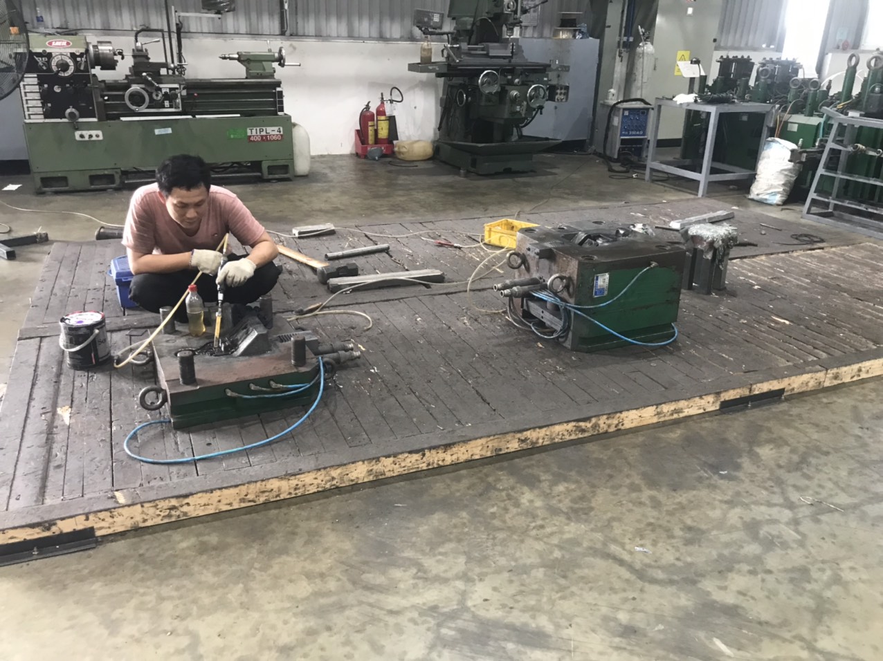Die casting mold 4.jpg